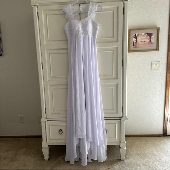 Abao White Wedding Gown - Picture 4 of 16